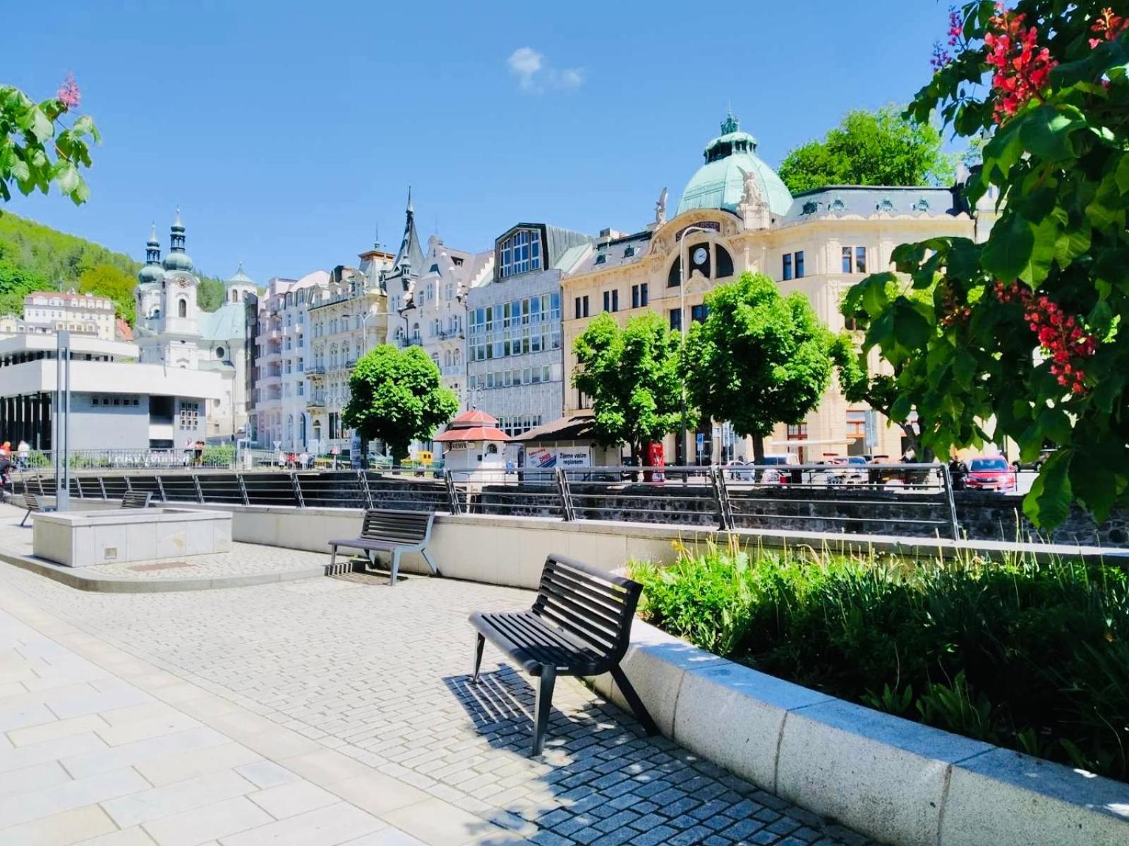 Romanceart Apartments Karlovy Vary Ngoại thất bức ảnh